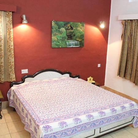 دهرادون Lakshmi Guest House المظهر الخارجي الصورة